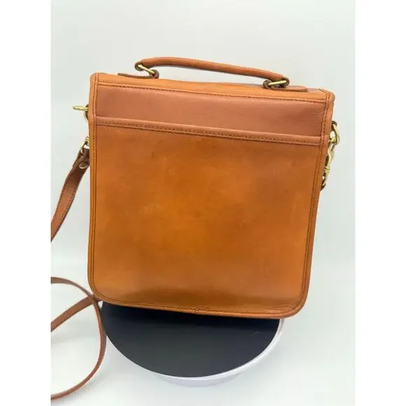 Vintage Hunt Club Top-Handle Crossbody - Picture 2 of 11
